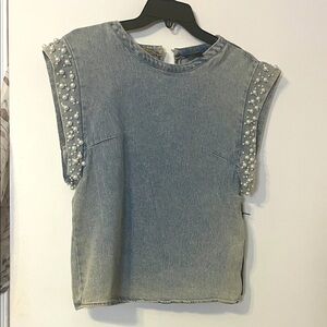 Love NWT L Denim Muscle Tee with Pearl Accents